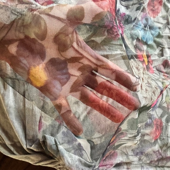 Edista Los Angelas t-shirt with mesh floral print overlay grey underneath size L - Picture 4 of 11